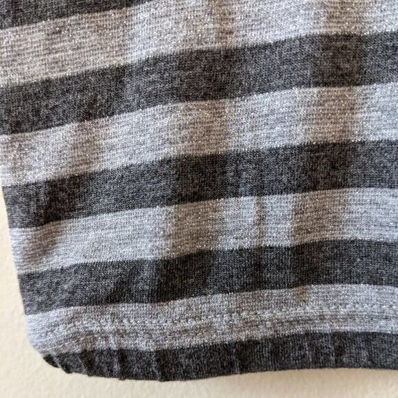 Talbots Gray Stripe Sleeveless Top Scoop Neck Workwear Casual Classic S - Picture 3 of 9
